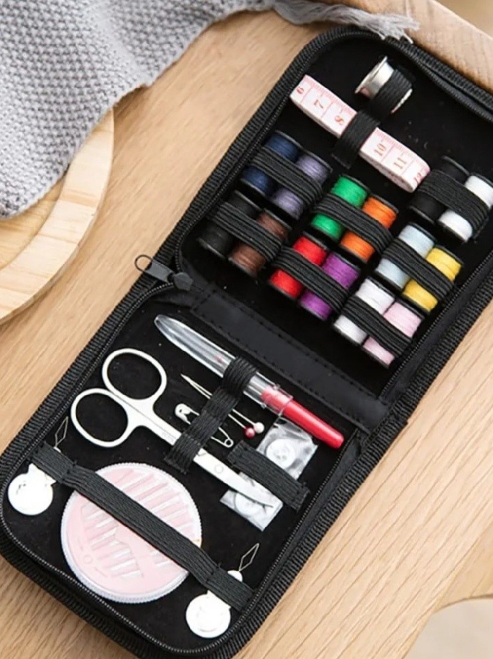 Compact Sewing Kit Case with Multi-Color Threads - Black - Picture 2 of 3